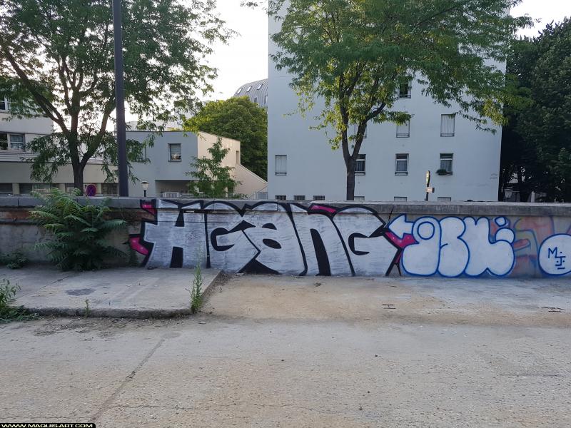 Graffiti à L'Aérosol Paris (18 juillet 2017)