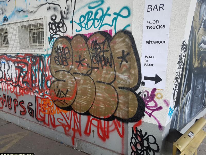 Graffiti de Seze à L'Aérosol Paris (7 août 2017)