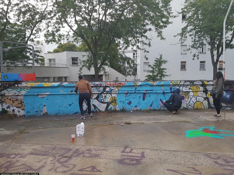 Graffiti de Reena et Goni à L'Aérosol Paris (11 août 2017)