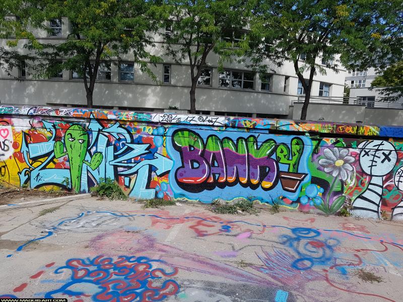 Graffiti de ??? à L'Aérosol Paris (17 août 2017)