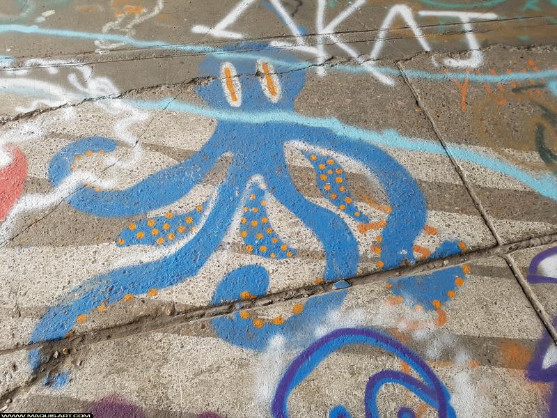 Graffiti de ??? à L'Aérosol Paris (30 août 2017)