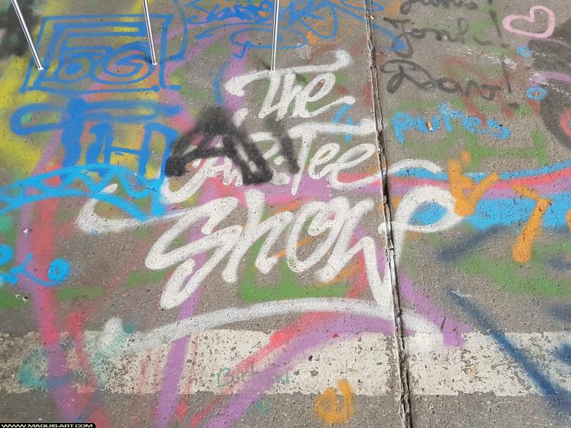 Graffiti de ??? à L'Aérosol Paris (30 août 2017)