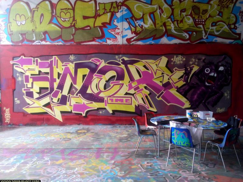 Graffiti de Kurtz Amor à L'Aérosol Paris (18 novembre 2017)