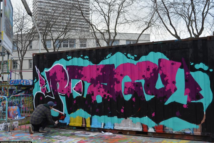 Reagy - Artiste Graffiti au Wall of Fame L'Aérosol