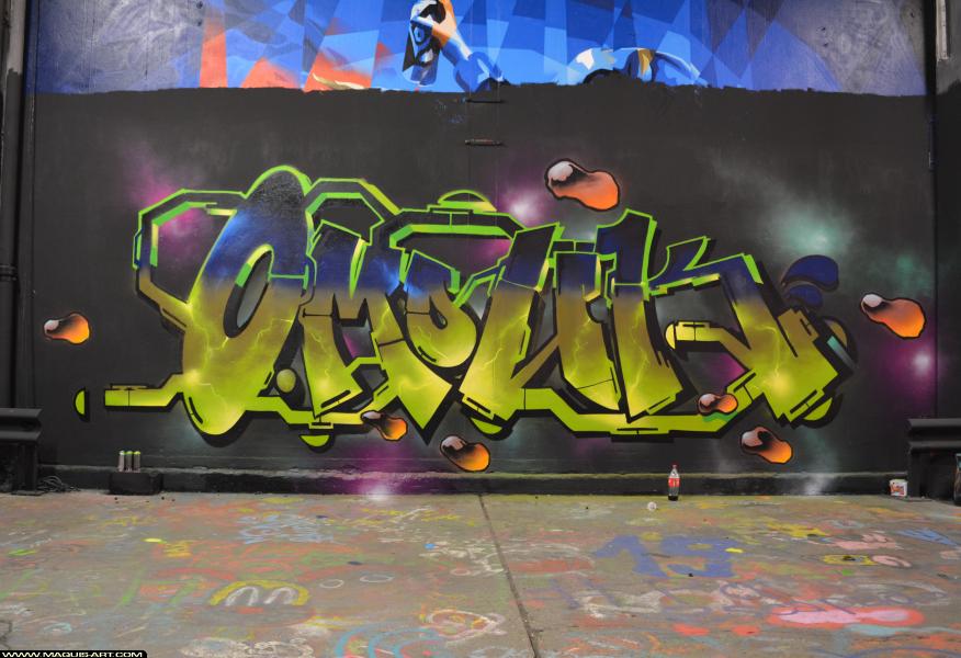 Graffiti d'Omouk à L'Aérosol Paris (24 février 2018)