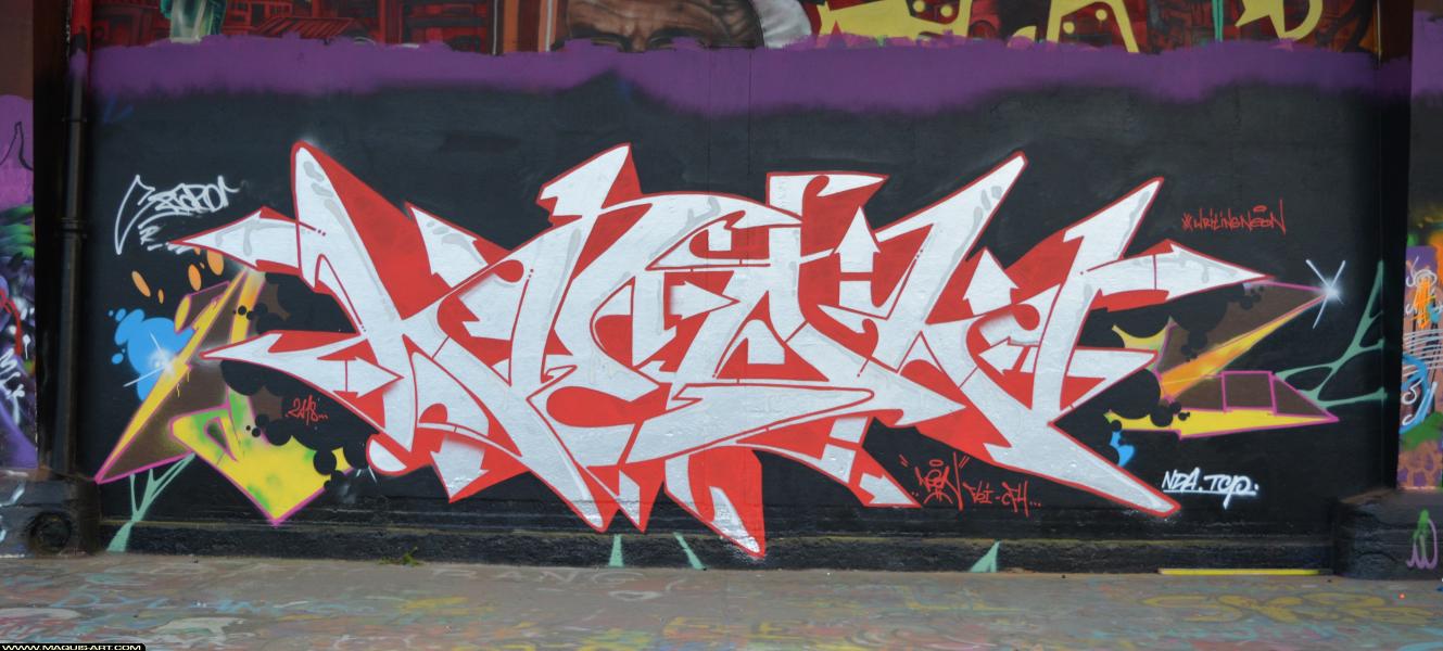 Graffiti de Neon à L'Aérosol Paris (6 avril 2018)