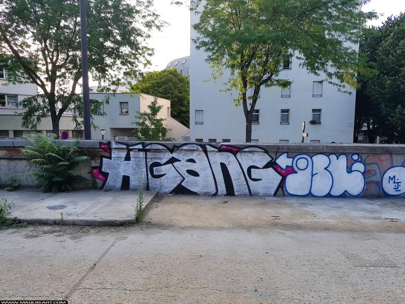Graffiti à L'Aérosol Paris (8 novembre 2018)