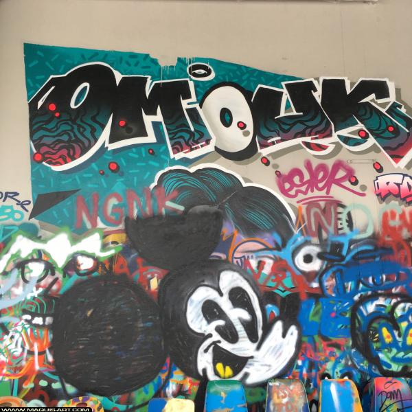 Graffiti d'Omouk à L'Aérosol Paris (8 novembre 2018)